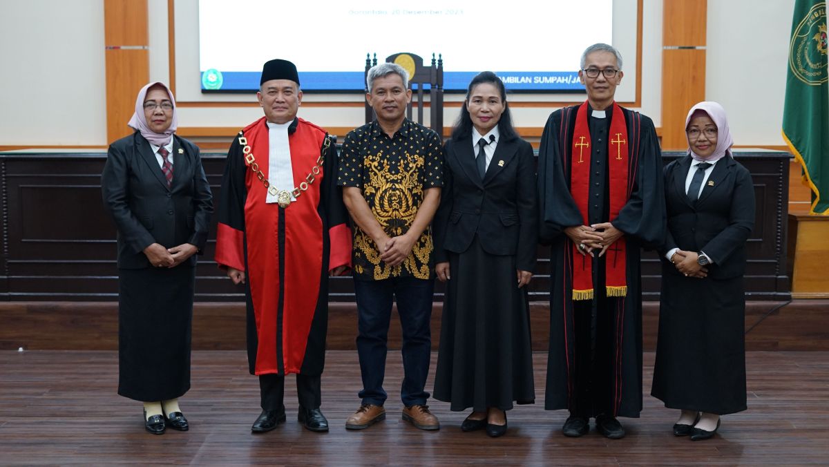Pelantikan Panitera Pengganti pada Pengadilan Tinggi Gorontalo
